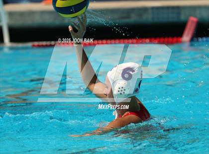 Thumbnail 3 in Redwood vs St. Ignatius College Preparatory (Amanda MacDonald Invitational) photogallery.