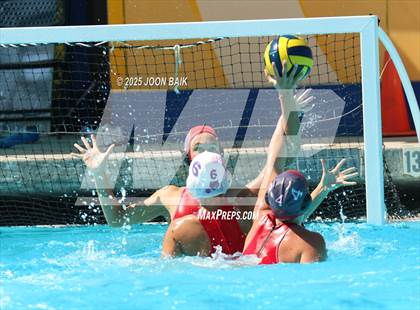 Thumbnail 2 in Redwood vs St. Ignatius College Preparatory (Amanda MacDonald Invitational) photogallery.