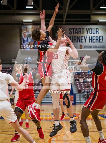 Thumbnail 3 in American Leadership Academy @ Kanab (UHSAA 2A Semifinal) photogallery.