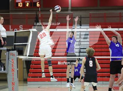 Thumbnail 1 in JV: Fremont @ Mountain Ridge photogallery.