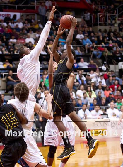 Thumbnail 3 in Edison vs Bullard (CIF CS D1 Final) photogallery.