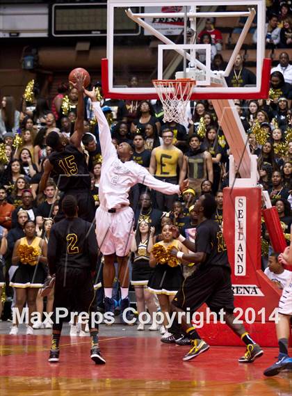 Thumbnail 2 in Edison vs Bullard (CIF CS D1 Final) photogallery.