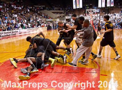 Thumbnail 3 in Edison vs Bullard (CIF CS D1 Final) photogallery.