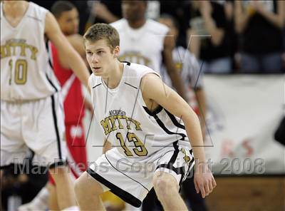 Thumbnail 2 in Mater Dei vs. Archbishop Mitty (CIF State D2 Final) photogallery.