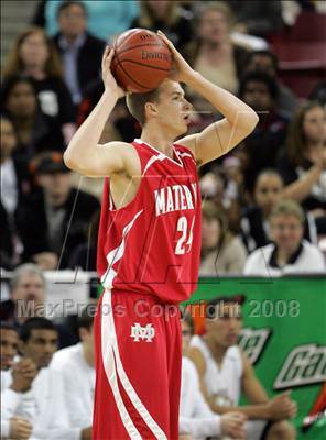 Thumbnail 2 in Mater Dei vs. Archbishop Mitty (CIF State D2 Final) photogallery.