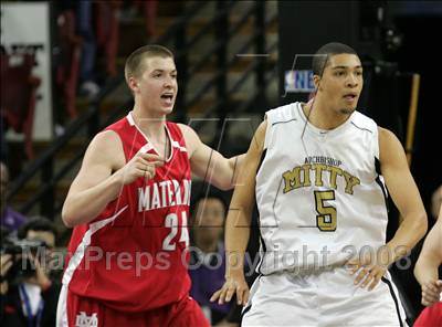 Thumbnail 2 in Mater Dei vs. Archbishop Mitty (CIF State D2 Final) photogallery.