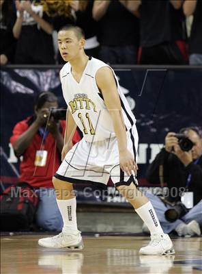 Thumbnail 1 in Mater Dei vs. Archbishop Mitty (CIF State D2 Final) photogallery.