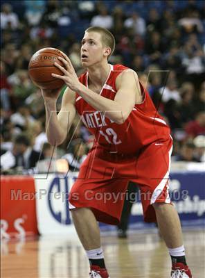 Thumbnail 1 in Mater Dei vs. Archbishop Mitty (CIF State D2 Final) photogallery.