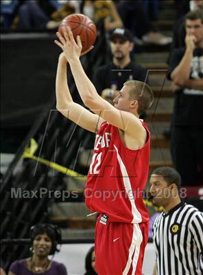 Thumbnail 2 in Mater Dei vs. Archbishop Mitty (CIF State D2 Final) photogallery.