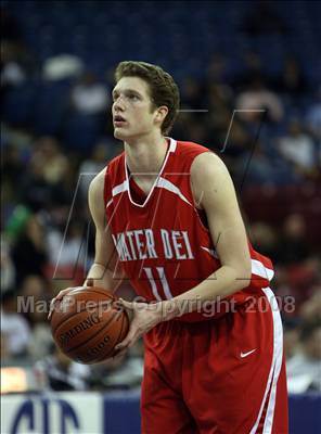 Thumbnail 3 in Mater Dei vs. Archbishop Mitty (CIF State D2 Final) photogallery.