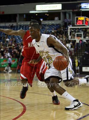 Thumbnail 3 in Mater Dei vs. Archbishop Mitty (CIF State D2 Final) photogallery.