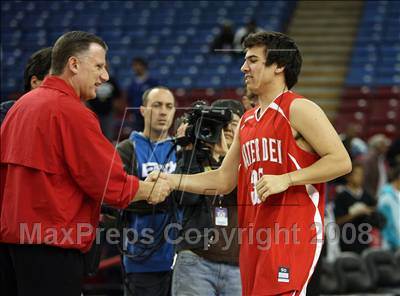 Thumbnail 2 in Mater Dei vs. Archbishop Mitty (CIF State D2 Final) photogallery.