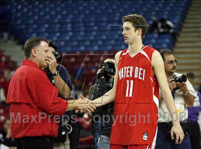 Thumbnail 1 in Mater Dei vs. Archbishop Mitty (CIF State D2 Final) photogallery.