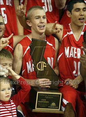 Thumbnail 1 in Mater Dei vs. Archbishop Mitty (CIF State D2 Final) photogallery.