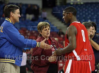 Thumbnail 3 in Mater Dei vs. Archbishop Mitty (CIF State D2 Final) photogallery.