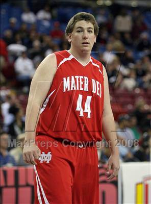 Thumbnail 2 in Mater Dei vs. Archbishop Mitty (CIF State D2 Final) photogallery.