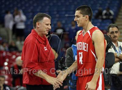 Thumbnail 2 in Mater Dei vs. Archbishop Mitty (CIF State D2 Final) photogallery.