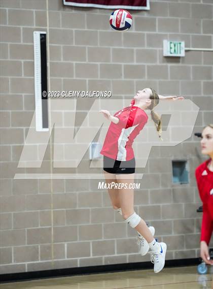 Thumbnail 3 in Regis Jesuit vs Arapahoe (Dakota Ridge Varsity Tournament) photogallery.