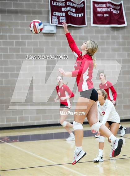 Thumbnail 3 in Regis Jesuit vs Arapahoe (Dakota Ridge Varsity Tournament) photogallery.