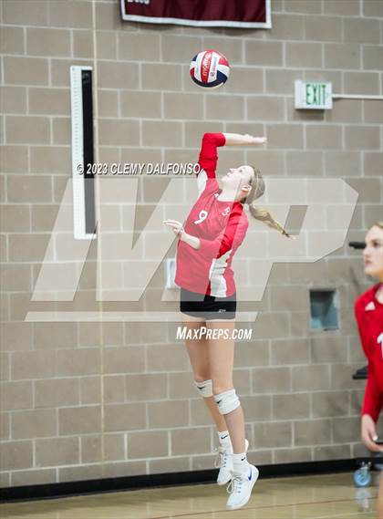 Thumbnail 1 in Regis Jesuit vs Arapahoe (Dakota Ridge Varsity Tournament) photogallery.