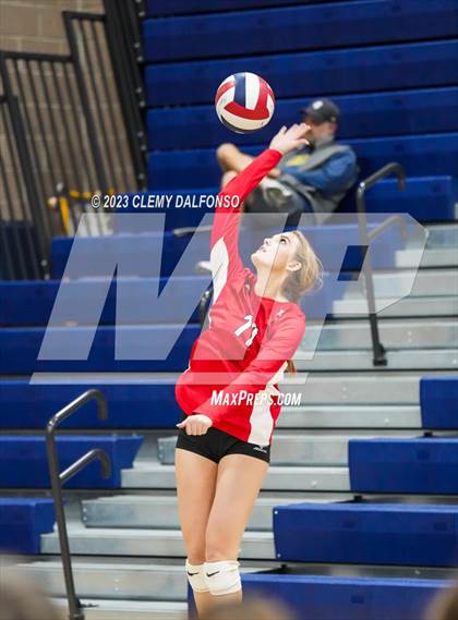 Thumbnail 2 in Regis Jesuit vs Arapahoe (Dakota Ridge Varsity Tournament) photogallery.