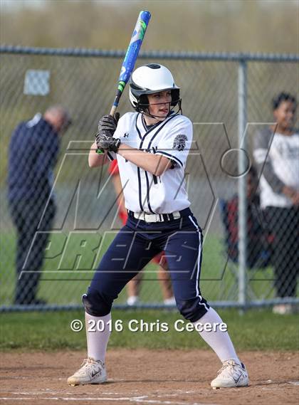 Thumbnail 2 in Fairport @ Gates Chili photogallery.