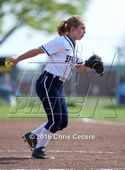 Thumbnail 2 in Fairport @ Gates Chili photogallery.