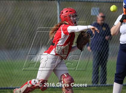 Thumbnail 2 in Fairport @ Gates Chili photogallery.