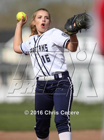Thumbnail 1 in Fairport @ Gates Chili photogallery.
