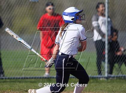 Thumbnail 1 in Fairport @ Gates Chili photogallery.
