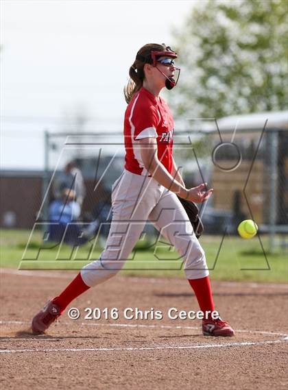 Thumbnail 1 in Fairport @ Gates Chili photogallery.