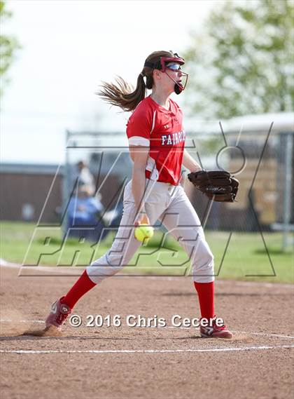 Thumbnail 1 in Fairport @ Gates Chili photogallery.