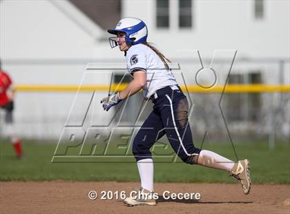 Thumbnail 3 in Fairport @ Gates Chili photogallery.