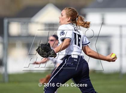 Thumbnail 2 in Fairport @ Gates Chili photogallery.