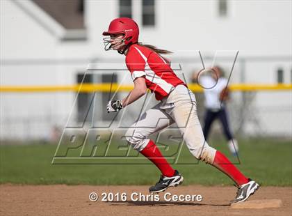 Thumbnail 1 in Fairport @ Gates Chili photogallery.