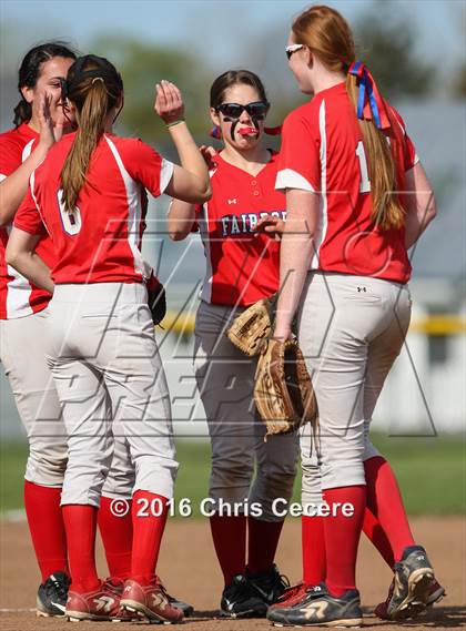 Thumbnail 3 in Fairport @ Gates Chili photogallery.
