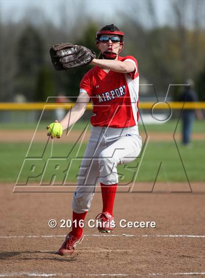 Thumbnail 2 in Fairport @ Gates Chili photogallery.