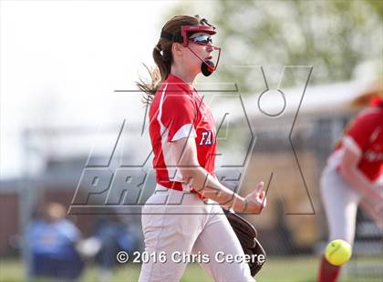 Thumbnail 3 in Fairport @ Gates Chili photogallery.