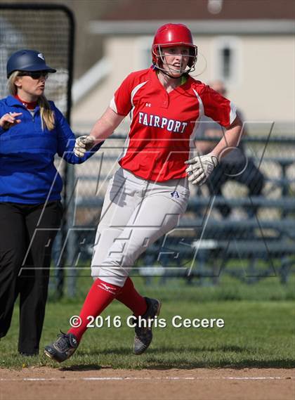 Thumbnail 3 in Fairport @ Gates Chili photogallery.
