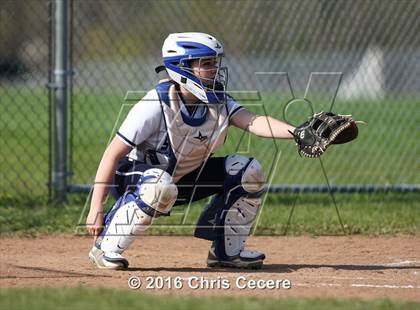 Thumbnail 1 in Fairport @ Gates Chili photogallery.