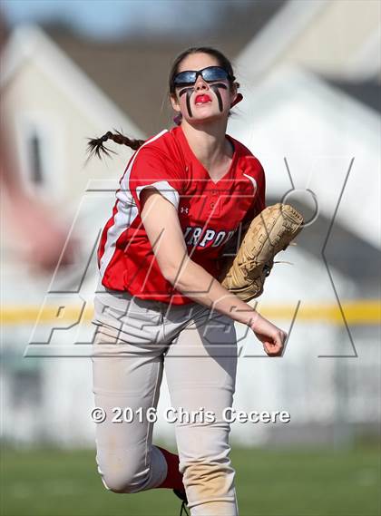 Thumbnail 3 in Fairport @ Gates Chili photogallery.