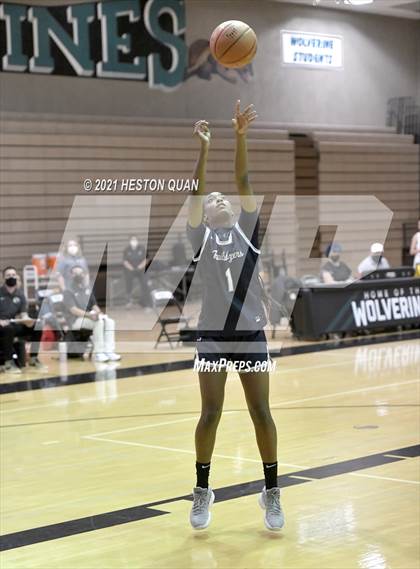 Thumbnail 3 in Aliso Niguel vs. Sierra Canyon photogallery.