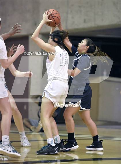 Thumbnail 1 in Aliso Niguel vs. Sierra Canyon photogallery.