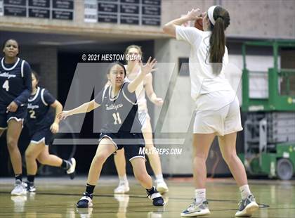 Thumbnail 2 in Aliso Niguel vs. Sierra Canyon photogallery.