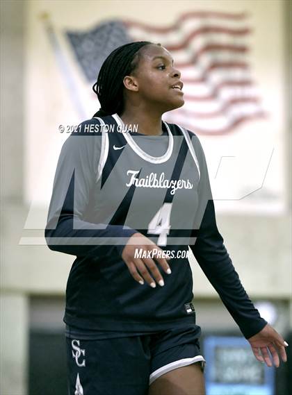 Thumbnail 1 in Aliso Niguel vs. Sierra Canyon photogallery.