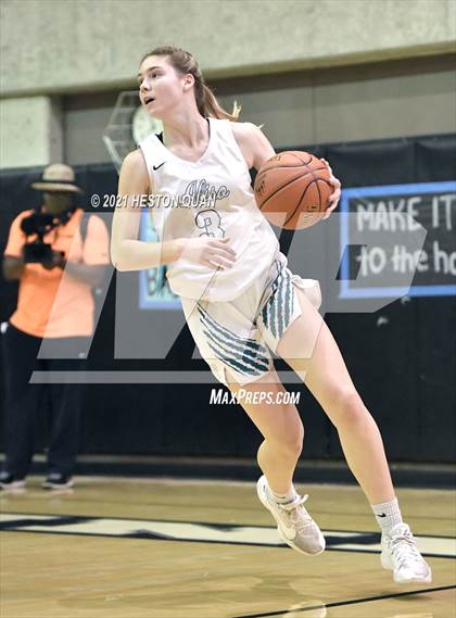 Thumbnail 1 in Aliso Niguel vs. Sierra Canyon photogallery.