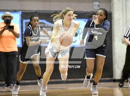 Thumbnail 2 in Aliso Niguel vs. Sierra Canyon photogallery.