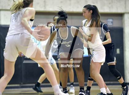 Thumbnail 1 in Aliso Niguel vs. Sierra Canyon photogallery.