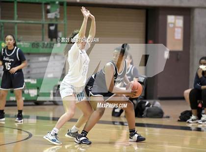Thumbnail 2 in Aliso Niguel vs. Sierra Canyon photogallery.
