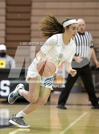 Thumbnail 3 in Aliso Niguel vs. Sierra Canyon photogallery.